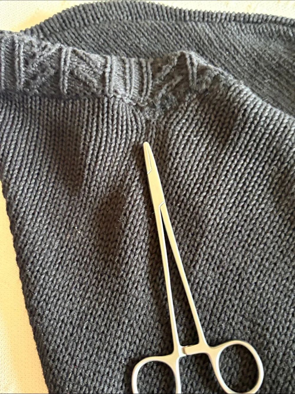 Cambridge Dry Goods No Tag Black Cardigan w Deer Forest Border Scene Flaw LG/XLG